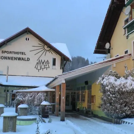 Sonnenwaldhotel * Schöfweg
