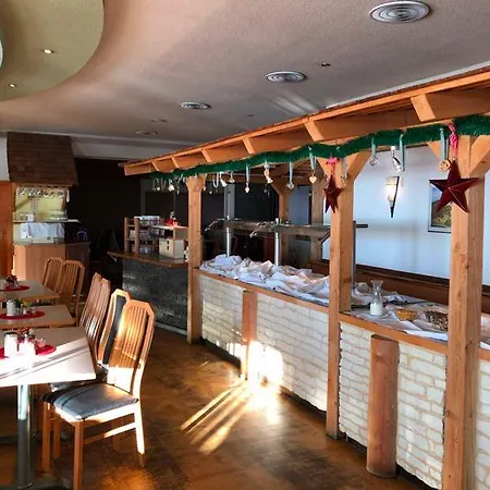 Sonnenwaldhotel * Schöfweg